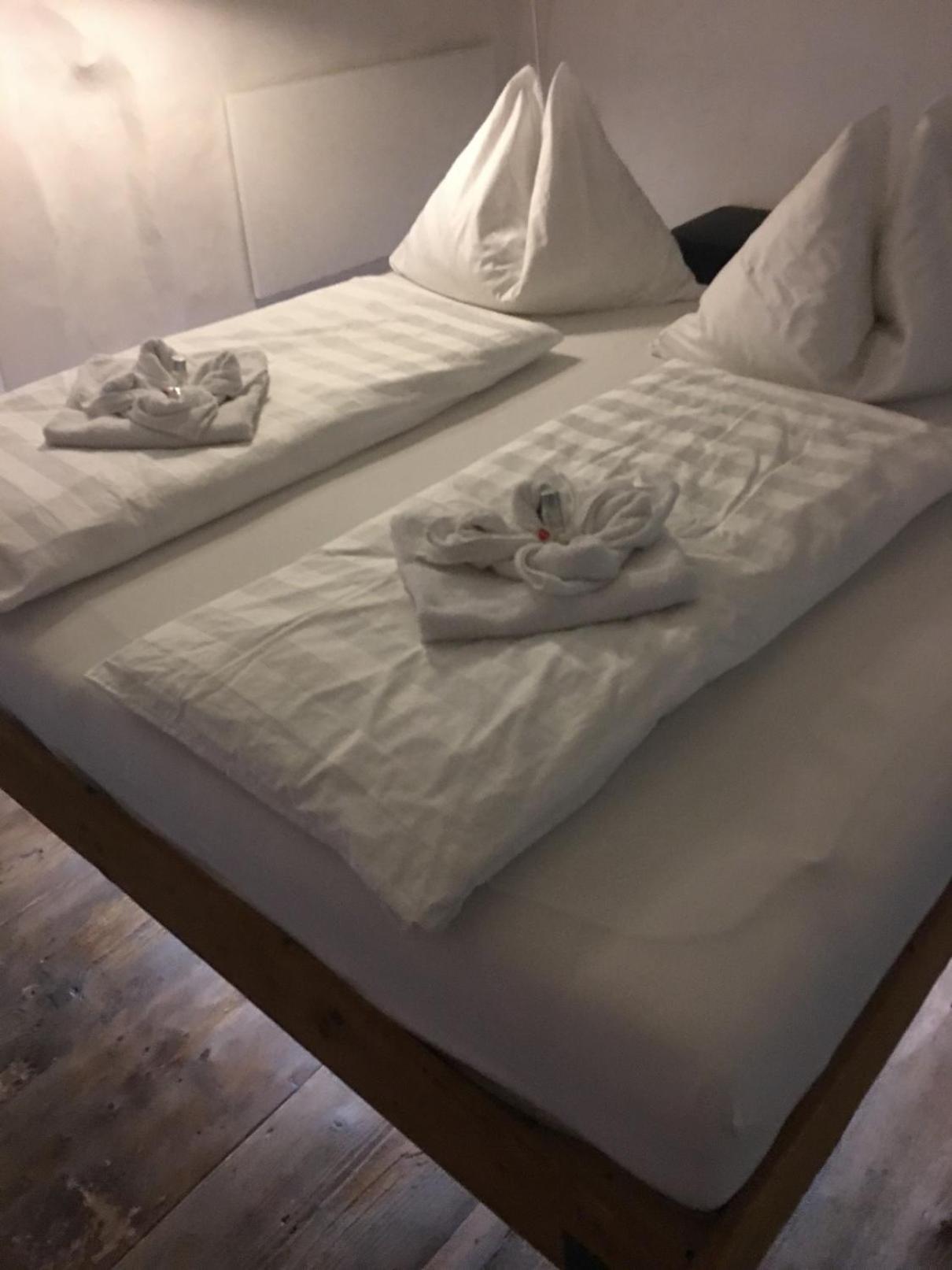Turmhotel Енс Екстер'єр фото